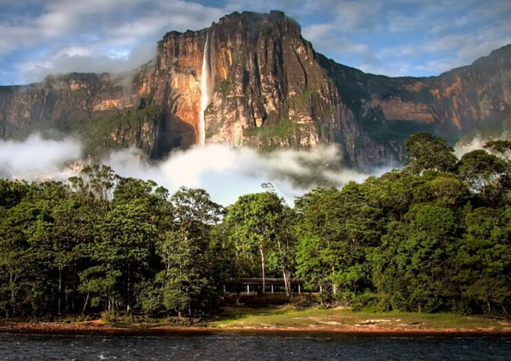 Canaima: El Salto Ángel y la Magia Natural